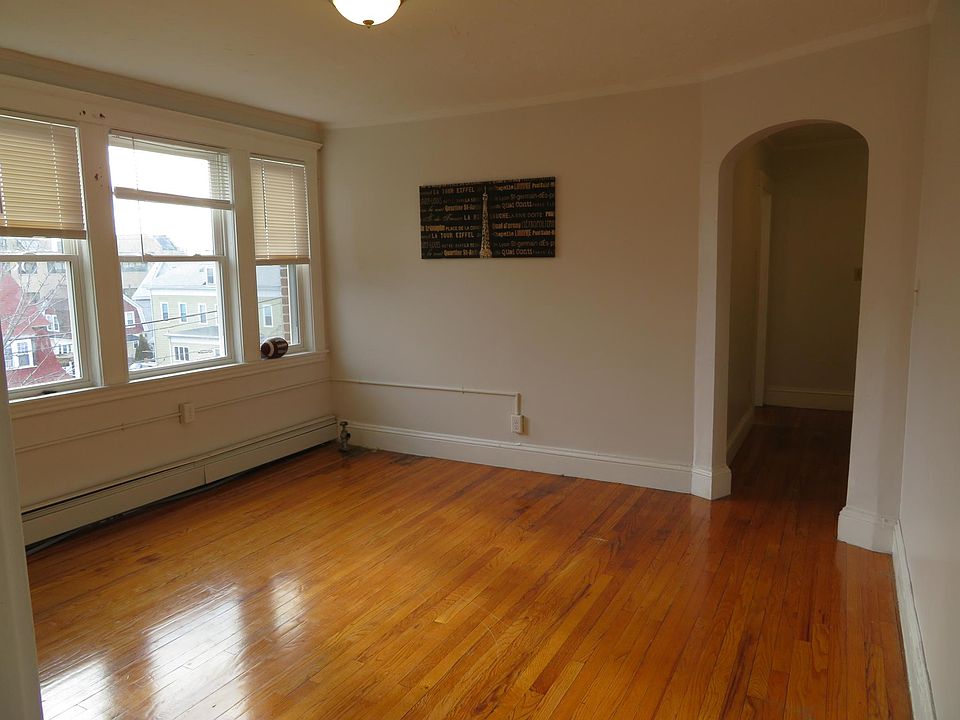 2nd image of 11 Hancock St APT 57