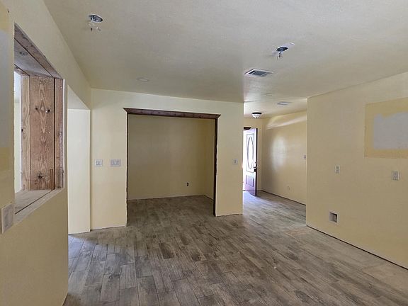 3rd image of 714 Herbert St