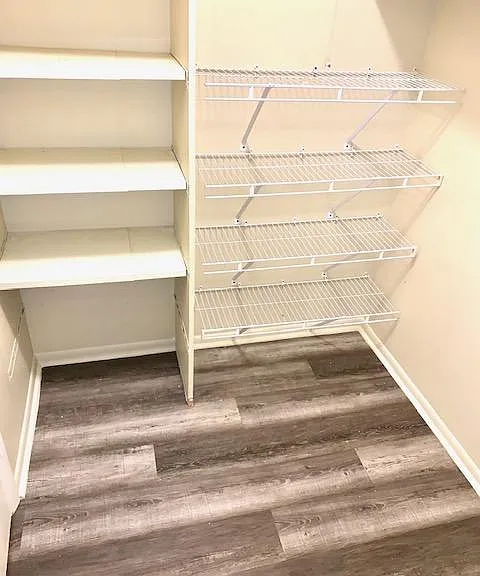 Walk in Closet