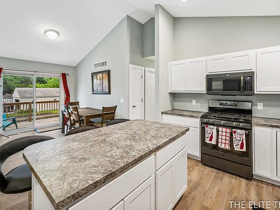 4th image of 3780 Williamson Ave NE