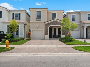 Champion Lakes, Miami, FL 33179