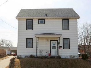 1954 Hamilton St, Dubuque, IA 52001