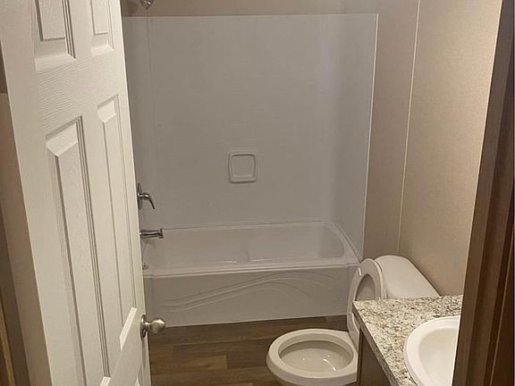 3rd image of 305 Lee Road 232