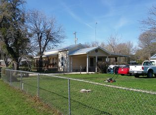 1813 Amelia St, Castroville, TX 78009