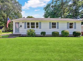 6 Colonial Dr, Enfield, CT 06082