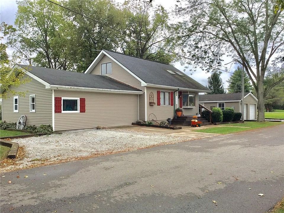 1st image of 9240 John St
