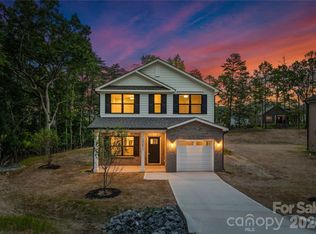 3009 Sloan Dr, Charlotte, NC 28208