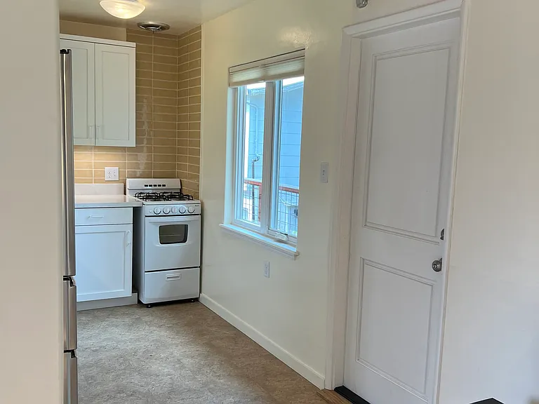 1627 Grant St #G — Photo 14