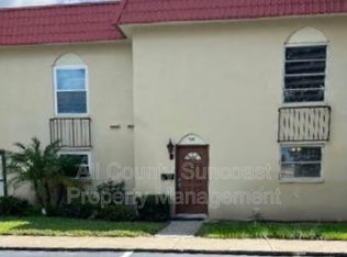 2700 Bayshore Blvd APT 576, Dunedin, FL 34698