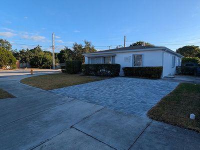 6401 SW 57th Pl, South Miami, FL, 33143