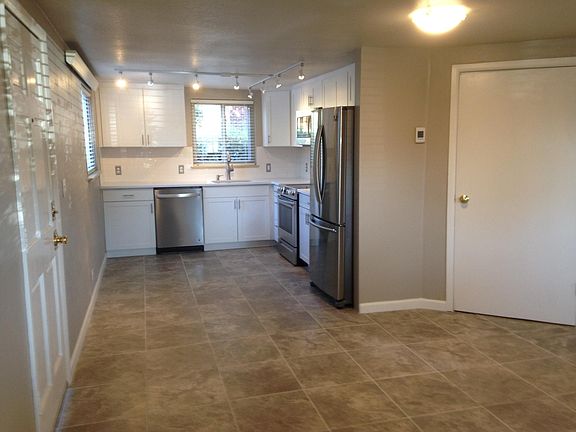 5th image of 100 E Vassar Ave