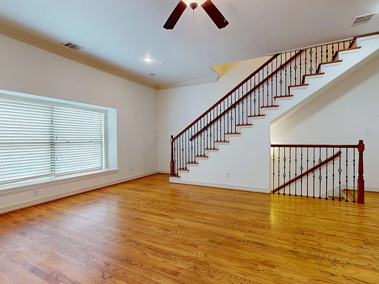 2540 Prospect St #B — Photo 15
