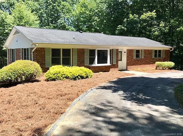 1st image of 715 Dawnwood Ln