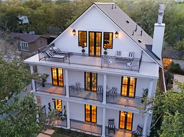 1804 S 6th St, Austin, TX 78704