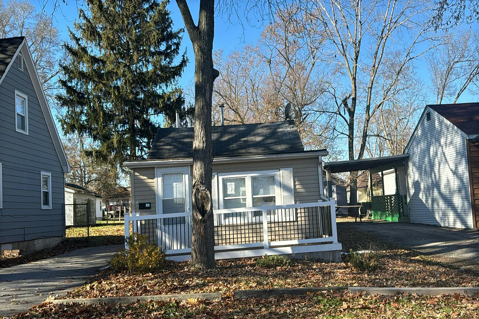 209 Anderson Ave photo 1