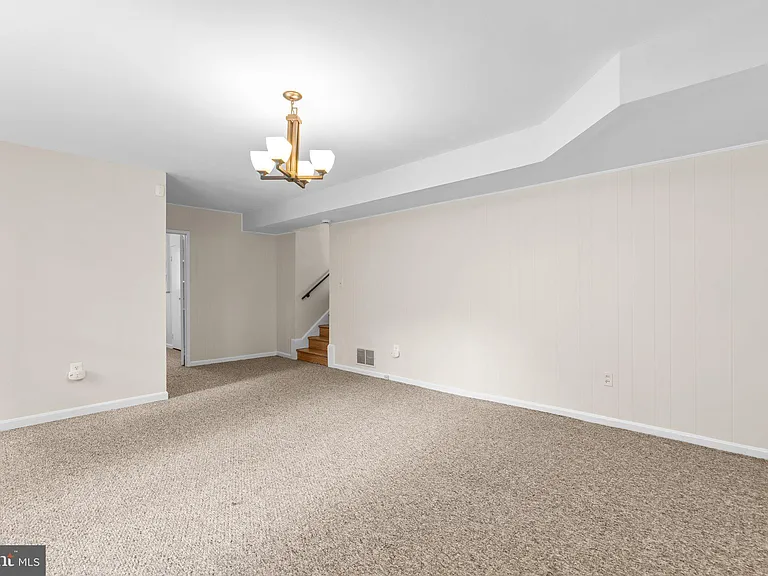 9212 Chanute Dr — Photo 21