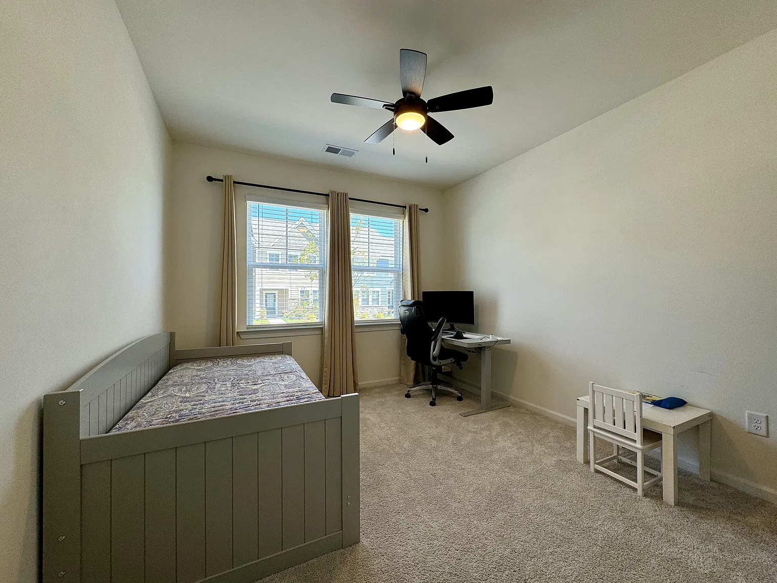 810 Courting St — Photo 4
