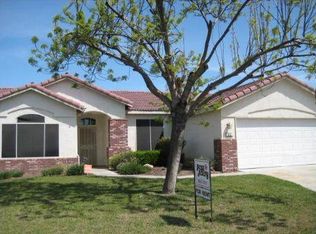 920 Northstar Dr, Hanford, CA 93230