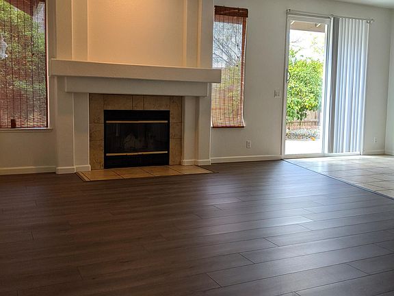 5th image of 36 Costa Brase Ct