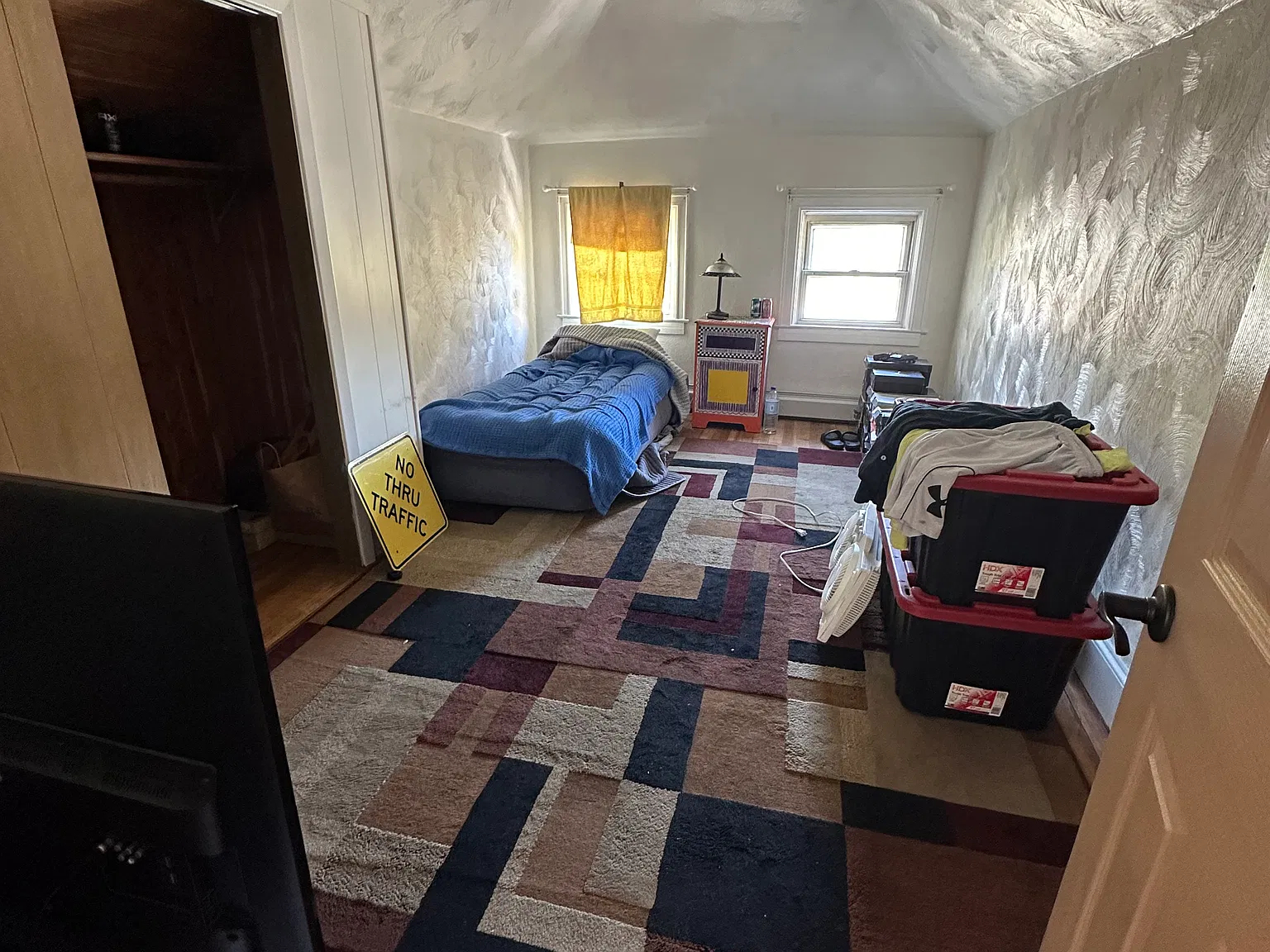 4 bed, 1111 sqft, $3,000 — Photo 3