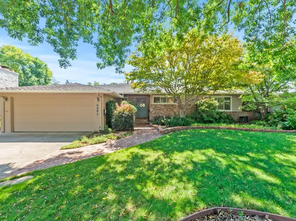 4801 S Land Park Dr, Sacramento, CA 95822
