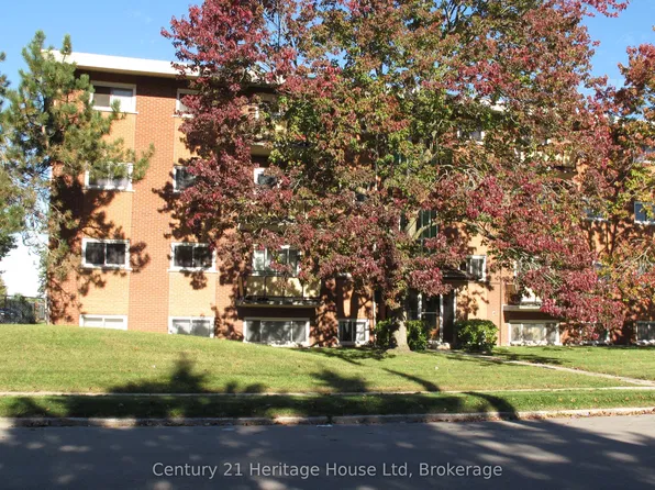 16 Brant Ave #9, Guelph, ON N1E 1E7