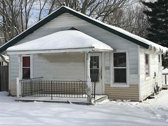 2nd image of 1704 N Meade St