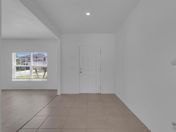 4th image of 4108 DEERMOSS DRIVE
