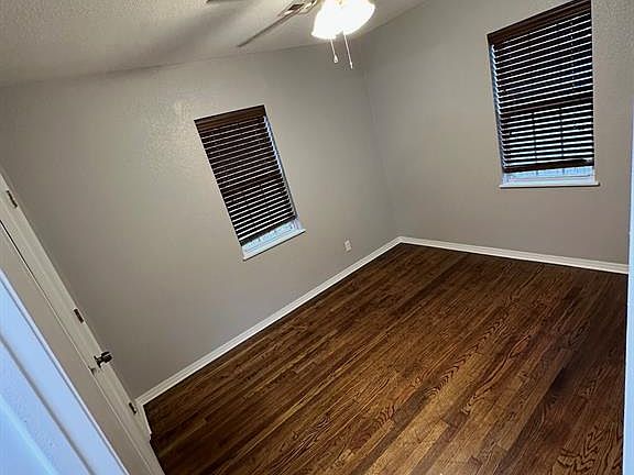 3rd image of 325 E Key Blvd