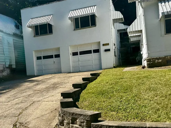 1279 26th St, Huntington, WV 25705