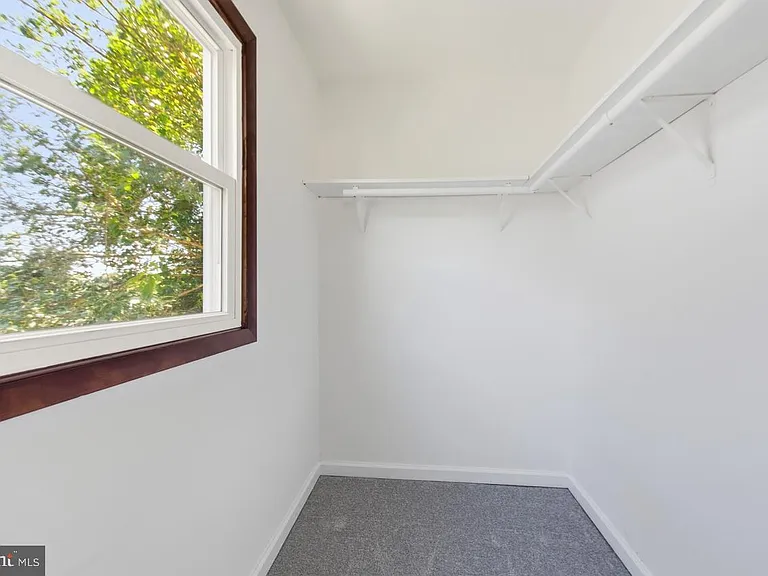 3704 42nd Ave — Photo 24