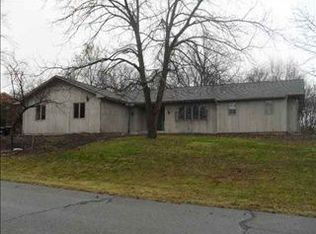 2230 Topsfield Rd, South Bend, IN 46614