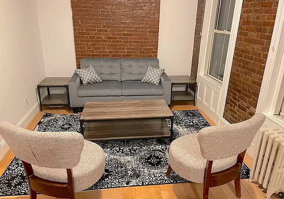 Rented by LJ Sloane Management | media 18