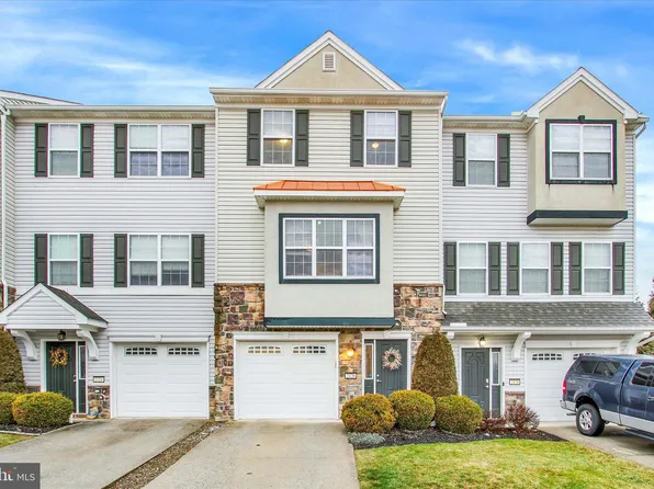 2426 Schultz Way, York, PA 17402