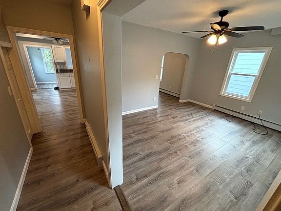 5th image of 84 Ironstone St