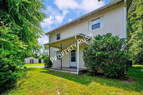424 Hedgewood Dr Photo 1