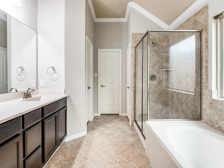16425 Toledo Bend Ct — Photo 9