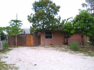 1807 Maple Dr, Fort Myers, FL 33907