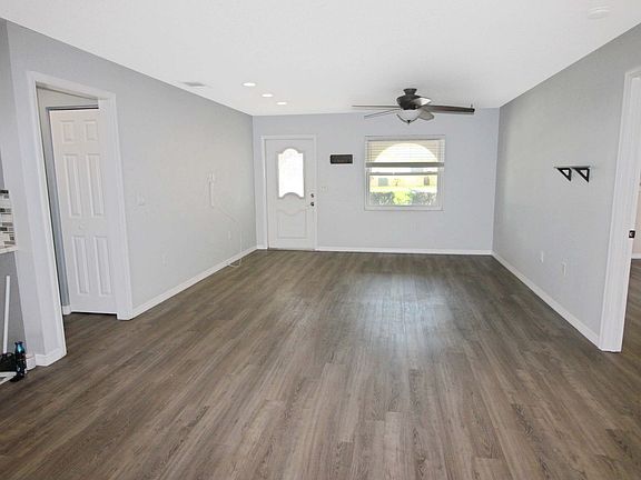 2nd image of 420 Mount Vernon Dr