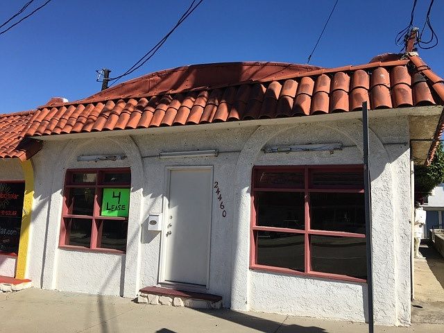 1st image of 24460 Hawthorne Blvd
