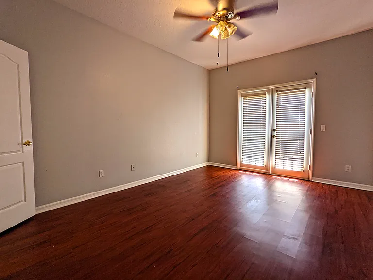 13427 Fountain Bleau Dr — Photo 6
