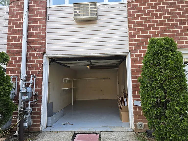 35A Francine Ct — Photo 2