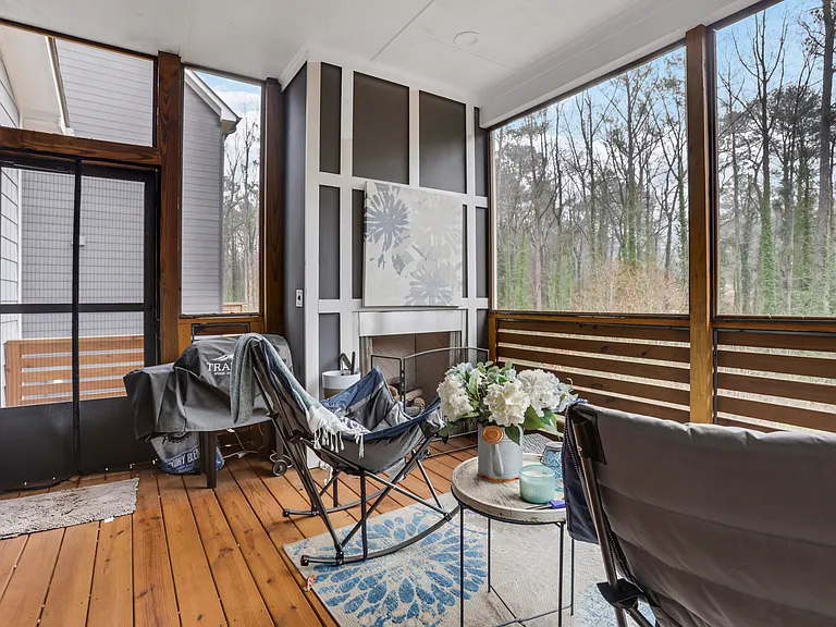 Screened In Porch