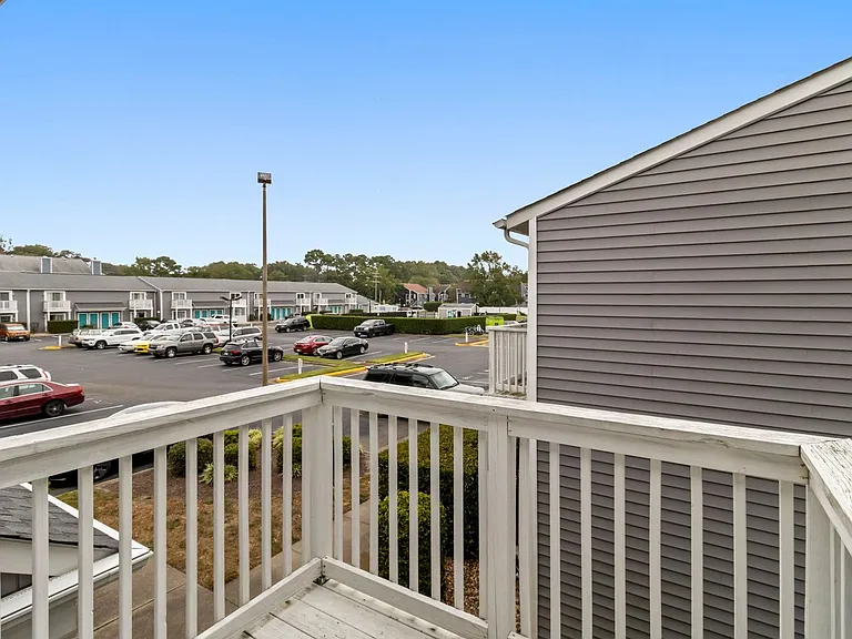 1180 Indian Rd — Photo 17