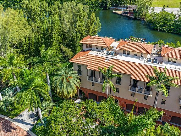 4th image of 6234 Paradise Point Dr #6234