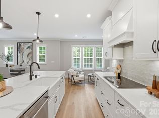 12123 Lavinia Ln, Charlotte, NC 28277