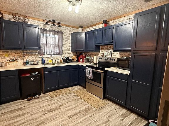 2nd image of 377 Paulk Rd