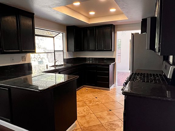 4th image of 12985 Brome Way