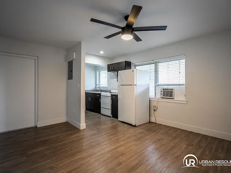 260 Navarre Ave #9 — Photo 5