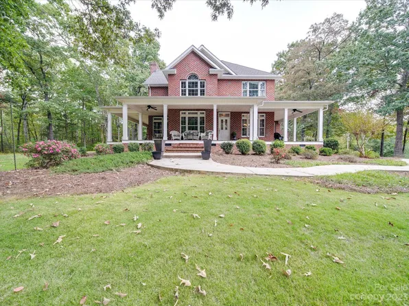 1182 Pope Rd, Wadesboro, NC 28170